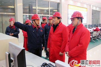 胡功民检查安全生产和春运安全工作 