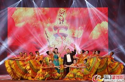 2017年潜江春晚华丽上演 