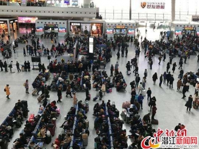 铁路返乡客流将迎最高峰 这份指南助你平安回家 