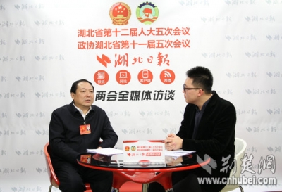 东言：着眼长远塑造发展新优势的潜江路径 