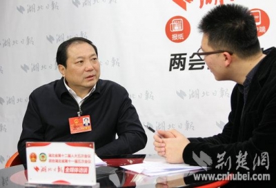 胡功民：潜江破题新旧动能转换