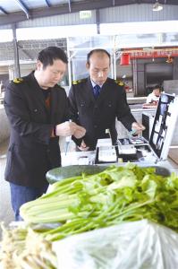 严把食用农产品质量准入关 阻击H7N9禽流