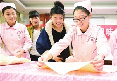 我市对母婴保健技术服务人员进行考核 