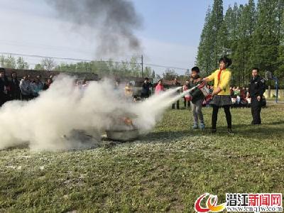积玉口消防演练进校园 共筑安全“防火墙” 