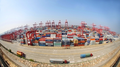 中国经济年中基本面：贸易稳中向好、内需强劲 