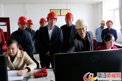 市领导督办检查企业安全生产工作 