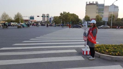 潜江市创建全国文明城市交通路口文明引导志愿者服务基本规范 