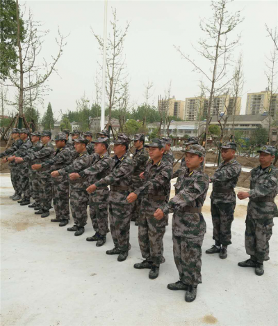 杨市开展应急分队民兵军事训练