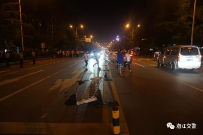 毒驾司机自称警察 欲开警车出警……