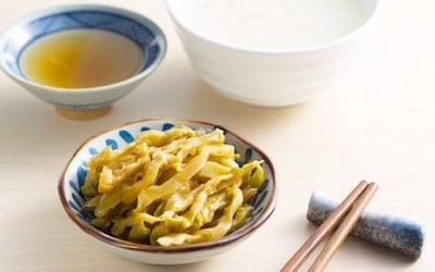 吃涪陵榨菜与喝二锅头意味消费降级吗
