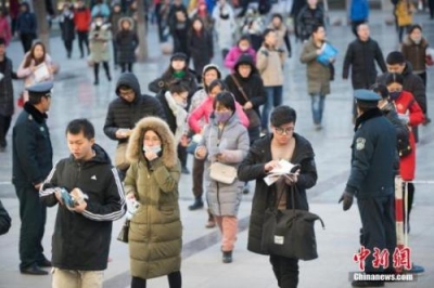 国考报名三天超18万人过审 有职位无人问津