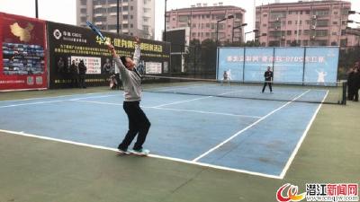 潜江市2019“迎新春”网球交流赛激情开打