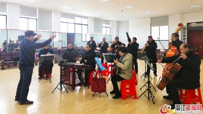 市老干部艺术团：管弦声声迎新年