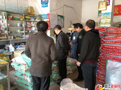 整治农资市场 保障“虾—稻”品质