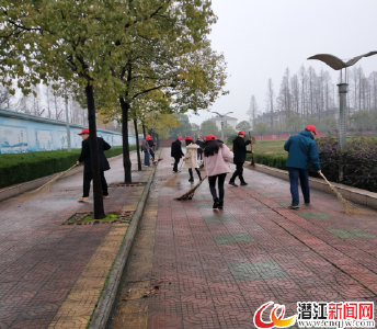 熊口管理区开展清洁家园活动