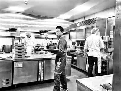 记者暗访西贝莜面村:参观后厨 多店“门槛”不同