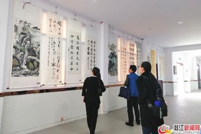 潜江：文联组织健全力量大