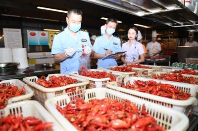 加强龙虾餐饮安全监管 