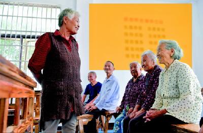 儿子优秀却指望不上 养个