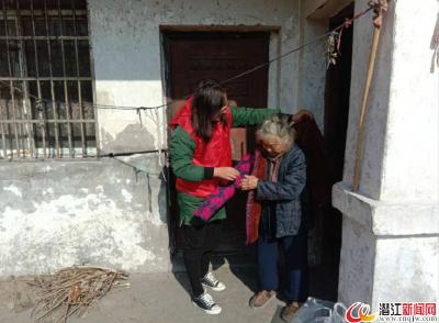 运粮湖开展系列志愿服务活动迎新年