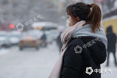 东北江南迎断崖式降温 华南旱区“喜提”降雨