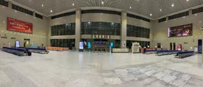 24日22：00，潜江火车站离潜通道关闭，旅客均可按照列车停运方式办理退票