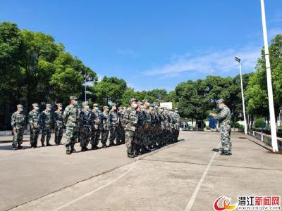 张金镇：民兵点验展风采 