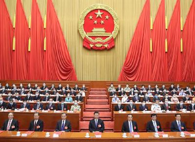 习近平出席十三届全国人大三次会议闭幕会