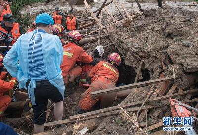 湖北黄梅山体滑坡事故救援纪实