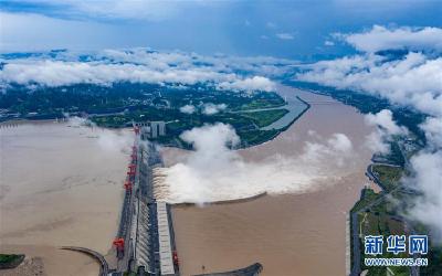 历史罕见洪水来袭 三峡库区安然无恙 