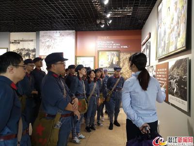 潜江市科干班赴红安开展革命传统教育