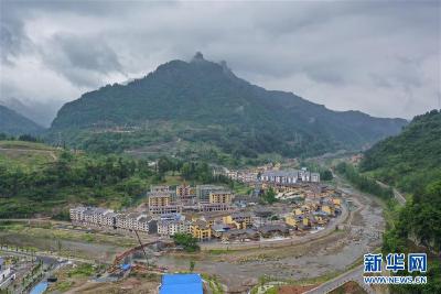 脱贫路上“跑”出幸福生活——重庆石柱土家族自治县华溪村脱贫调查
