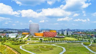 五彩瓷，绽放绝美芳华