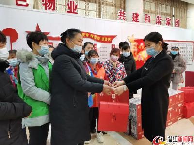 潜江：年近情浓 “娘家人”送温暖