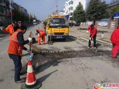 阳春三月天 不误养路时