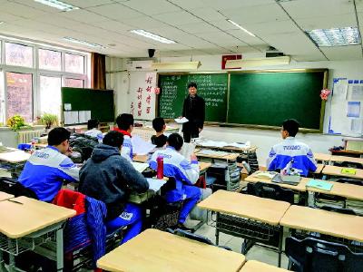 毛泽东亲勉“好好学习”的学校，六十载初心不变 