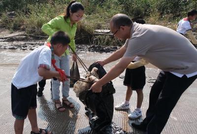 守护长江母亲河，这群“红领巾”暑期在行动 