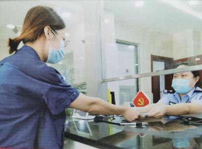 奋斗百年路 启航新征程·全国“两优一先”风采录丨上海市公安局宝山分局顾村派出所：“死磕”群众小事