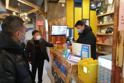 潜江：入户排查，筑牢疫情防控墙