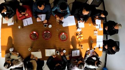奋进新征程 建功新时代｜“饮茶议事”成为传统