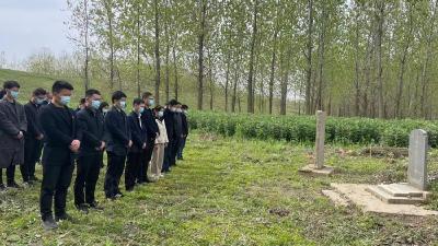 竹根滩镇开展缅怀抗日英烈清明祭扫活动