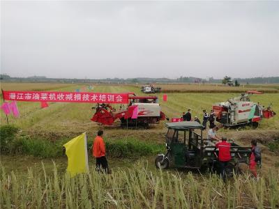 潜江举办油菜机收减损技术培训会