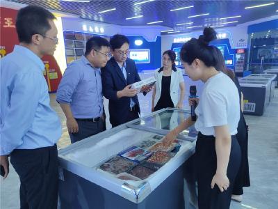 省政府港澳办来潜考察