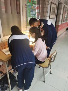 新华全媒+丨“应考尽考”“一个不落”——全国各地准备就绪全力“护航”高考