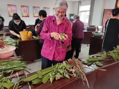 周矶街道：粽香迎端午 邻里话廉洁