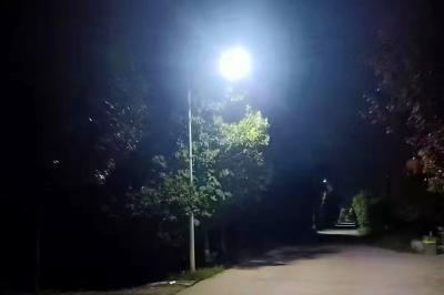 “亮化工程”照亮乡村路
