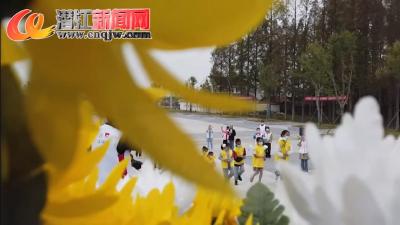 公益小天使走进“红色”拖船埠