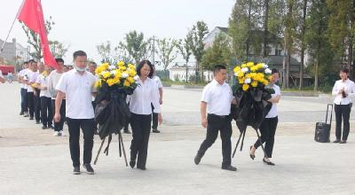 市农业农村局机关党支部开展红色教育活动