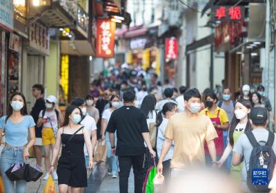 国庆黄金周过半 澳门旅游市场人气渐旺 