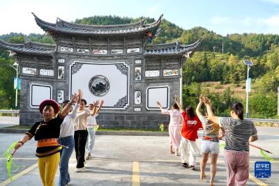 她从苍山洱海来——跨越千里的湘滇白族情